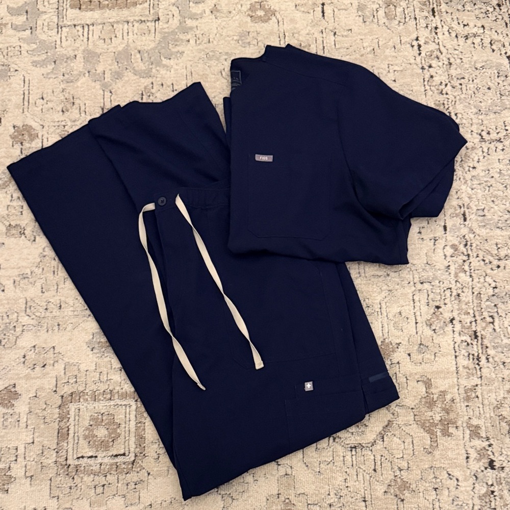 Figs Navy Scrub Set with Drawstring Pants